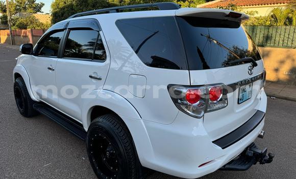 Comprar Usado Toyota Fortuner Branco Carro em Maputo em Maputo Comprar Usado Toyota Fortuner Branco Carro em Maputo em Maputo