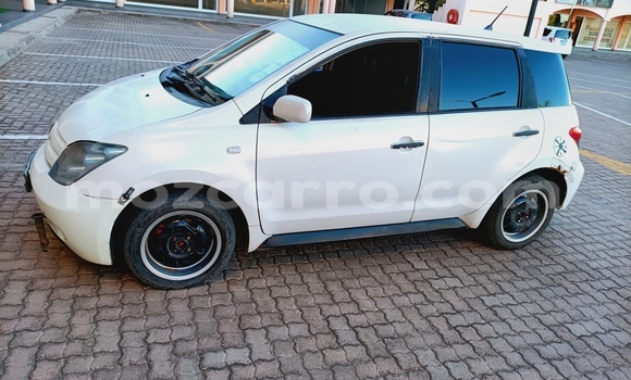 Comprar Usado Toyota IST Branco Carro em Maputo em Maputo Comprar Usado Toyota IST Branco Carro em Maputo em Maputo