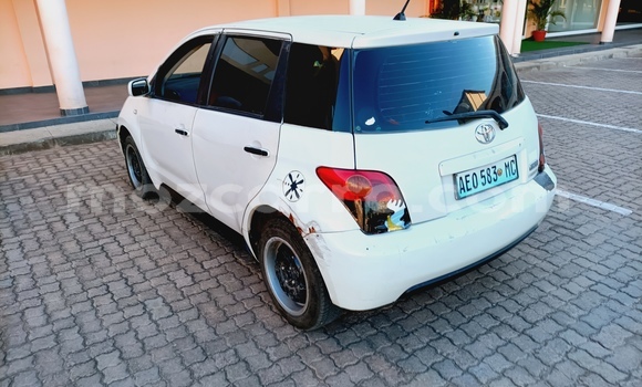 Comprar Usado Toyota IST Branco Carro em Maputo em Maputo Comprar Usado Toyota IST Branco Carro em Maputo em Maputo