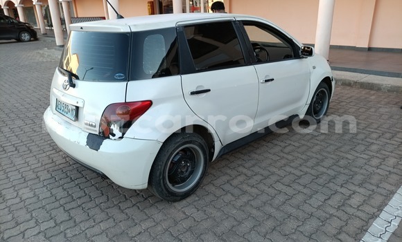 Comprar Usado Toyota IST Branco Carro em Maputo em Maputo Comprar Usado Toyota IST Branco Carro em Maputo em Maputo