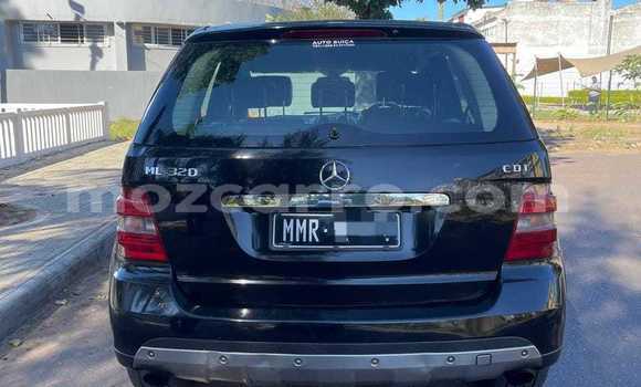 Nunua Ilio tumika Mercedes‒Benz M-Class Nyeusi Gari ndani ya Maputo nchini Maputo Nunua Ilio tumika Mercedes‒Benz M-Class Nyeusi Gari ndani ya Maputo nchini Maputo