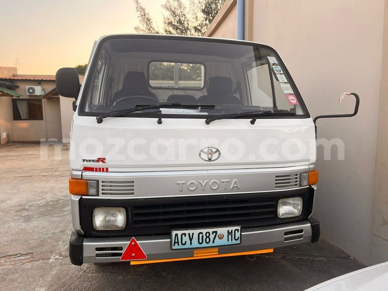 Big with watermark toyota hiace maputo maputo 24410