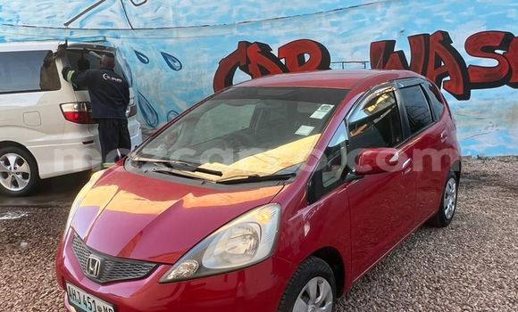 Buy Used Honda Fit Red Car in Maputo in Maputo