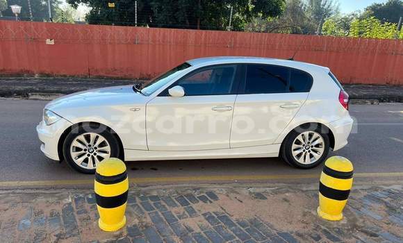 Comprar Usado BMW 1-Series Branco Carro em Maputo em Maputo