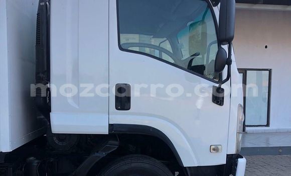 Nunua Ilio tumika Isuzu Florian Nyeupe Gari ndani ya Maputo nchini Maputo Nunua Ilio tumika Isuzu Florian Nyeupe Gari ndani ya Maputo nchini Maputo