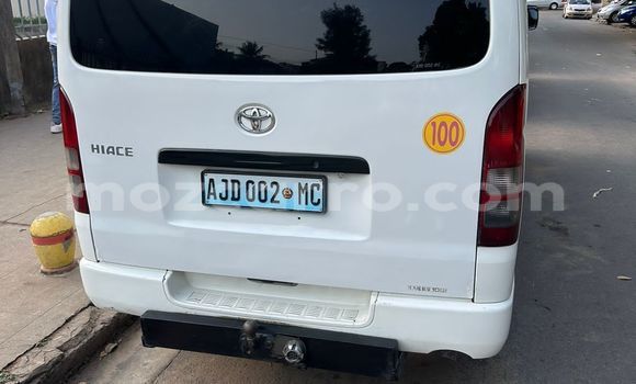 Nunua Ilio tumika Toyota Hiace Nyeupe Gari ndani ya Maputo nchini Maputo Nunua Ilio tumika Toyota Hiace Nyeupe Gari ndani ya Maputo nchini Maputo