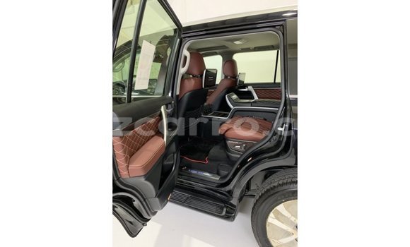 Nunua Imported Toyota Land Cruiser Nyeusi Gari ndani ya Import - Dubai nchini Cabo Delgado Nunua Imported Toyota Land Cruiser Nyeusi Gari ndani ya Import - Dubai nchini Cabo Delgado