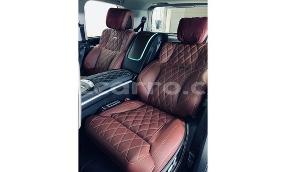 Nunua Imported Toyota Land Cruiser Nyeusi Gari ndani ya Import - Dubai nchini Cabo Delgado Nunua Imported Toyota Land Cruiser Nyeusi Gari ndani ya Import - Dubai nchini Cabo Delgado