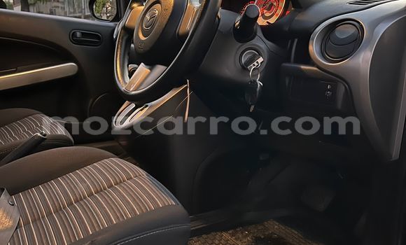 Nunua Ilio tumika Mazda Demio Brown Gari ndani ya Maputo nchini Maputo Nunua Ilio tumika Mazda Demio Brown Gari ndani ya Maputo nchini Maputo