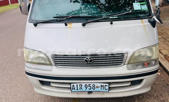 Buy Used Toyota Hiace Brown Car in Maputo in Maputo