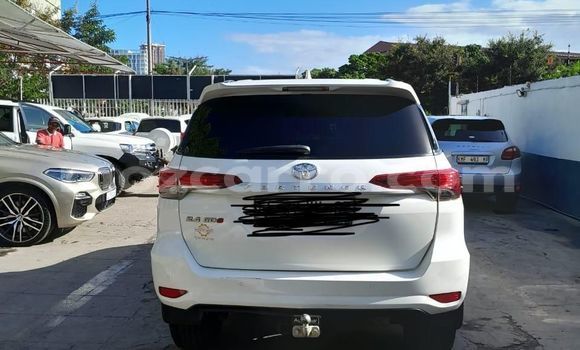 Tenga Tsaru Toyota Fortuner Chena Mota in Maputo in Maputo Tenga Tsaru Toyota Fortuner Chena Mota in Maputo in Maputo