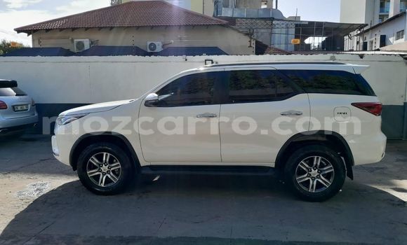 Tenga Tsaru Toyota Fortuner Chena Mota in Maputo in Maputo Tenga Tsaru Toyota Fortuner Chena Mota in Maputo in Maputo