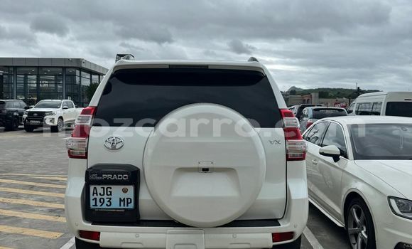 Buy Used Toyota Land Cruiser Prado White Car in Maputo in Maputo Buy Used Toyota Land Cruiser Prado White Car in Maputo in Maputo