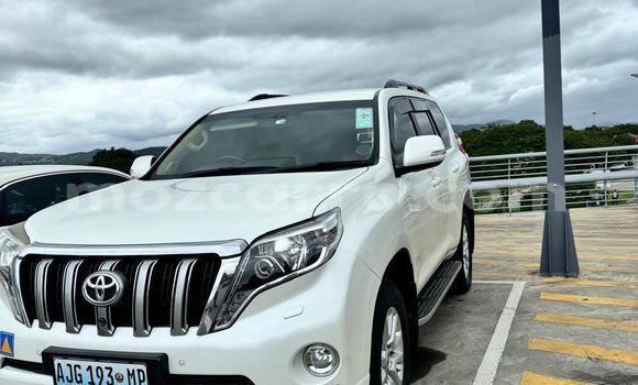 Buy Used Toyota Land Cruiser Prado White Car in Maputo in Maputo Buy Used Toyota Land Cruiser Prado White Car in Maputo in Maputo