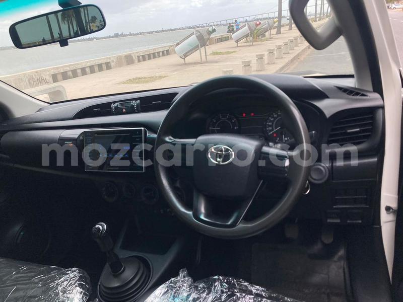 Big with watermark toyota hiluxe revo maputo maputo 24438