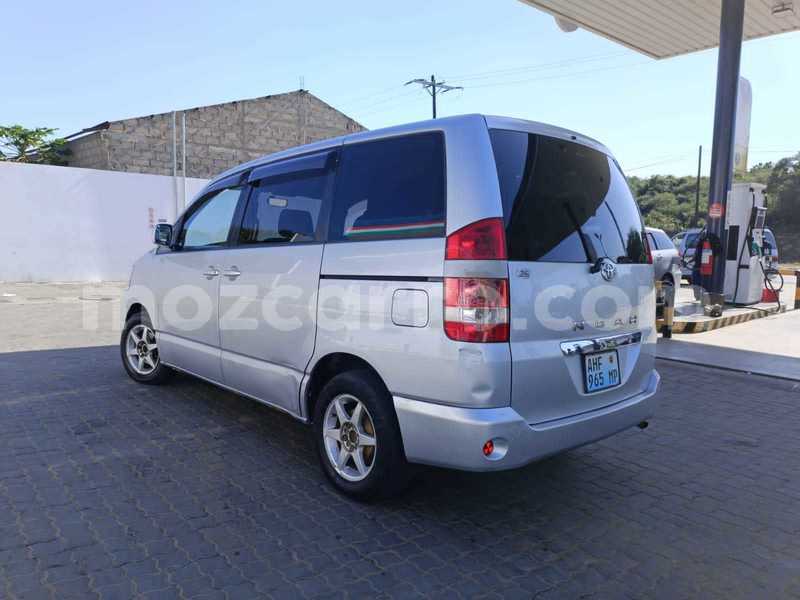 Big with watermark toyota noah maputo maputo 24441