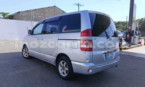 Nunua Ilio tumika Toyota Noah Fedha Gari ndani ya Maputo nchini Maputo Nunua Ilio tumika Toyota Noah Fedha Gari ndani ya Maputo nchini Maputo