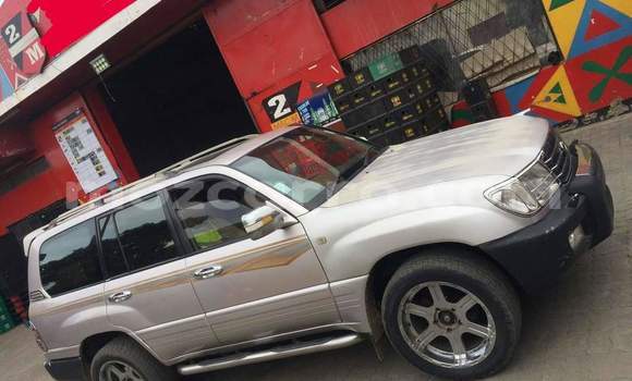 Nunua Ilio tumika Toyota Land Cruiser Nyingine Gari ndani ya Maputo nchini Maputo Nunua Ilio tumika Toyota Land Cruiser Nyingine Gari ndani ya Maputo nchini Maputo