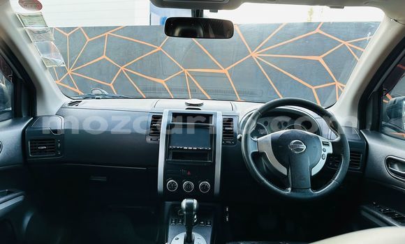Buy Used Nissan X-Trail Silver Car in Maputo in Maputo Buy Used Nissan X-Trail Silver Car in Maputo in Maputo