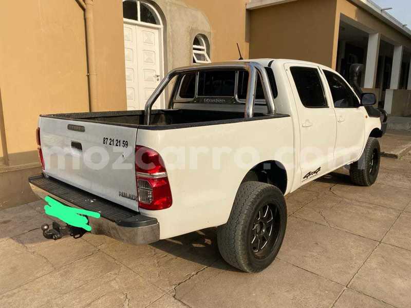 Big with watermark toyota hilux maputo maputo 24452