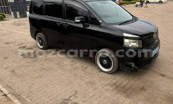 Comprar Usado Toyota Noah Preto Carro em Maputo em Maputo
