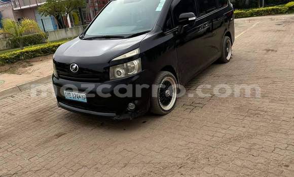 Comprar Usado Toyota Noah Preto Carro em Maputo em Maputo Comprar Usado Toyota Noah Preto Carro em Maputo em Maputo