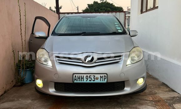 Buy Used Toyota Auris Silver Car in Maputo in Maputo