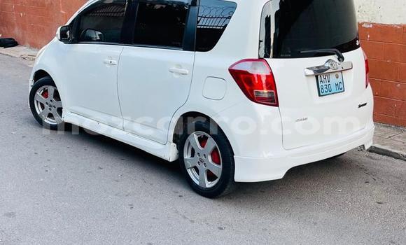 Tenga Tsaru Toyota Ractis Chena Mota in Maputo in Maputo Tenga Tsaru Toyota Ractis Chena Mota in Maputo in Maputo