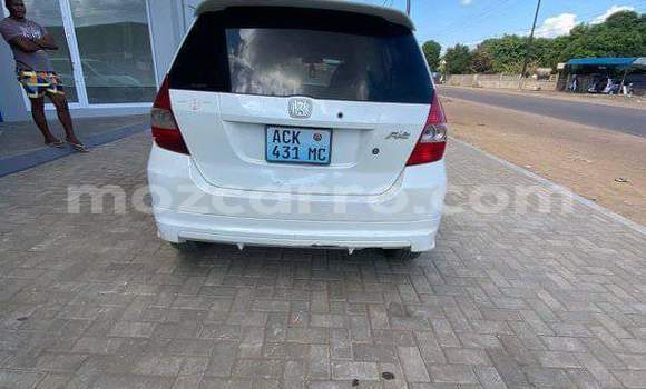 Buy Used Honda Fit White Car in Maputo in Maputo Buy Used Honda Fit White Car in Maputo in Maputo
