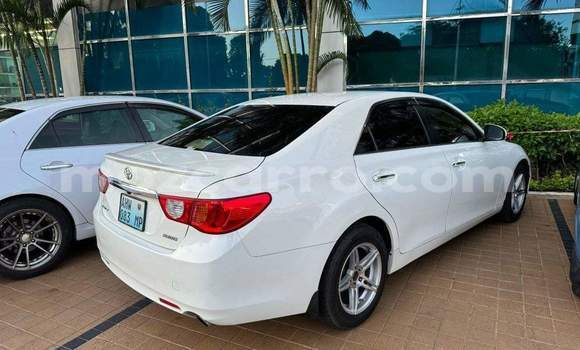 Nunua Ilio tumika Toyota Mark X Nyeupe Gari ndani ya Maputo nchini Maputo Nunua Ilio tumika Toyota Mark X Nyeupe Gari ndani ya Maputo nchini Maputo