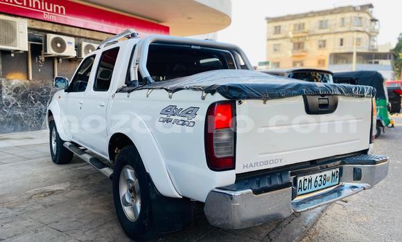 Comprar Usado Nissan Hardbody Branco Carro em Maputo em Maputo Comprar Usado Nissan Hardbody Branco Carro em Maputo em Maputo
