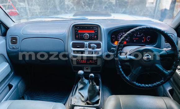 Comprar Usado Nissan Hardbody Branco Carro em Maputo em Maputo Comprar Usado Nissan Hardbody Branco Carro em Maputo em Maputo