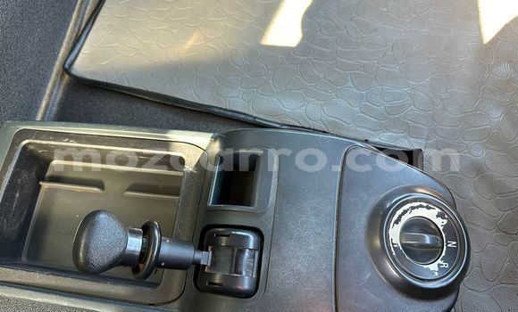 Tenga Tsaru Mercedes Viano Chena Mota in Maputo in Maputo Tenga Tsaru Mercedes Viano Chena Mota in Maputo in Maputo