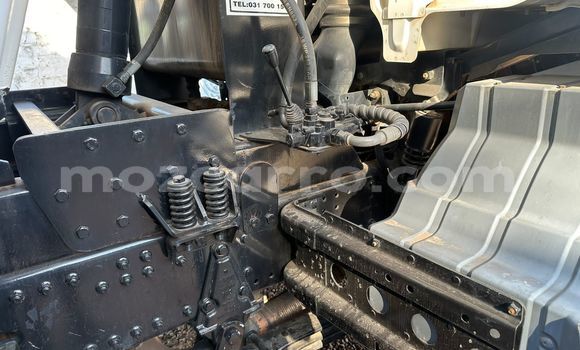 Tenga Tsaru Mercedes Viano Chena Mota in Maputo in Maputo Tenga Tsaru Mercedes Viano Chena Mota in Maputo in Maputo