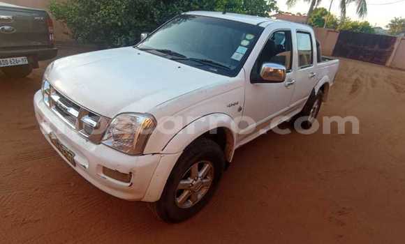 Buy Used Isuzu KB White Car in Maputo in Maputo Buy Used Isuzu KB White Car in Maputo in Maputo