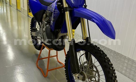 Comprar Usado Yamaha YZ Azul Moto em Maputo em Maputo