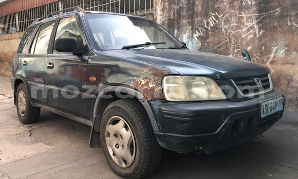 Nunua Ilio tumika Honda CR-V Kijani Gari ndani ya Maputo nchini Maputo