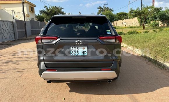 Comprar Usado Toyota RAV4 De outros Carro em Maputo em Maputo Comprar Usado Toyota RAV4 De outros Carro em Maputo em Maputo