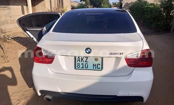 Tenga Tsaru BMW 2-Series Chena Mota in Maputo in Maputo Tenga Tsaru BMW 2-Series Chena Mota in Maputo in Maputo