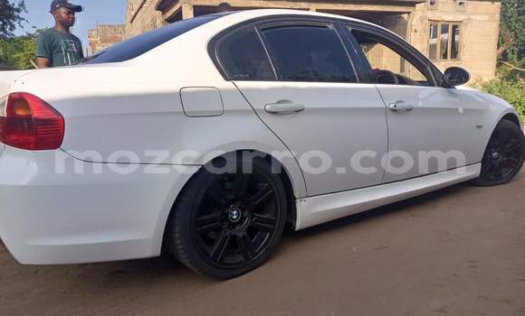 Tenga Tsaru BMW 2-Series Chena Mota in Maputo in Maputo Tenga Tsaru BMW 2-Series Chena Mota in Maputo in Maputo