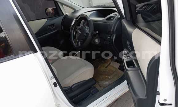 Nunua Ilio tumika Toyota Ractis Nyeupe Gari ndani ya Maputo nchini Maputo Nunua Ilio tumika Toyota Ractis Nyeupe Gari ndani ya Maputo nchini Maputo