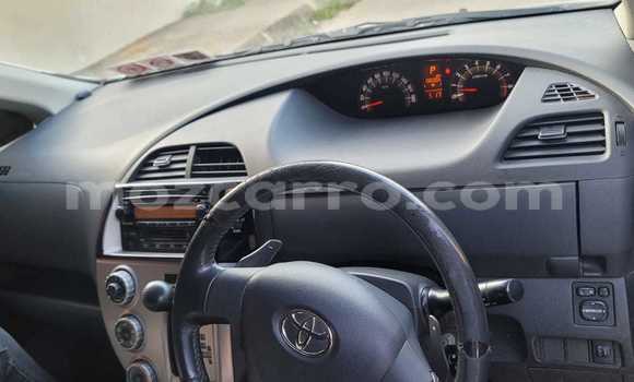 Comprar Usado Toyota Ractis Branco Carro em Maputo em Maputo Comprar Usado Toyota Ractis Branco Carro em Maputo em Maputo