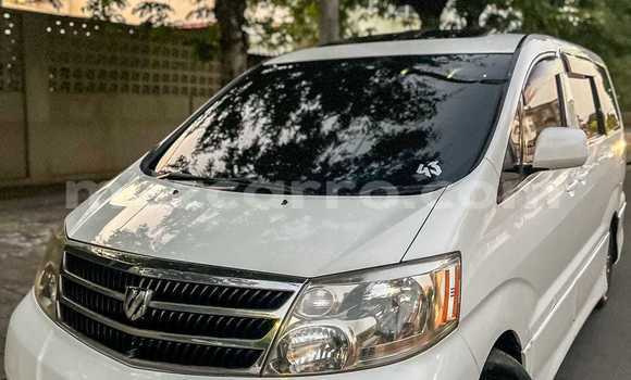 Buy Used Toyota Alphard White Car in Maputo in Maputo Buy Used Toyota Alphard White Car in Maputo in Maputo