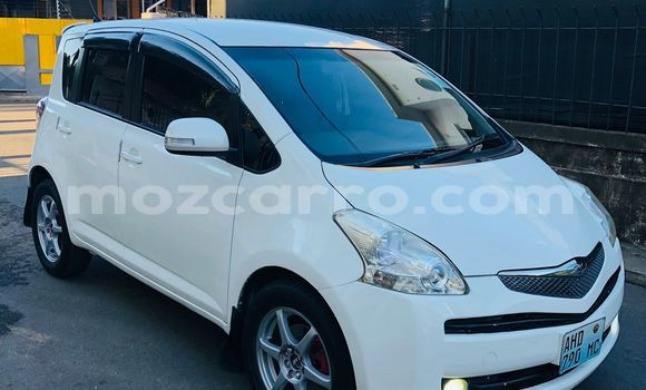 Buy Used Toyota Ractis White Car in Maputo in Maputo Buy Used Toyota Ractis White Car in Maputo in Maputo
