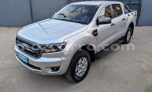 Tenga Tsaru Ford Ranger Zvimwe Mota in Maputo in Maputo Tenga Tsaru Ford Ranger Zvimwe Mota in Maputo in Maputo