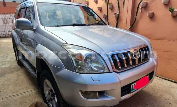 Buy Used Toyota Land Cruiser Prado Silver Car in Maputo in Maputo Buy Used Toyota Land Cruiser Prado Silver Car in Maputo in Maputo