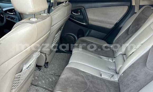 Comprar Usado Toyota Vanguard Prata Carro em Maputo em Maputo Comprar Usado Toyota Vanguard Prata Carro em Maputo em Maputo