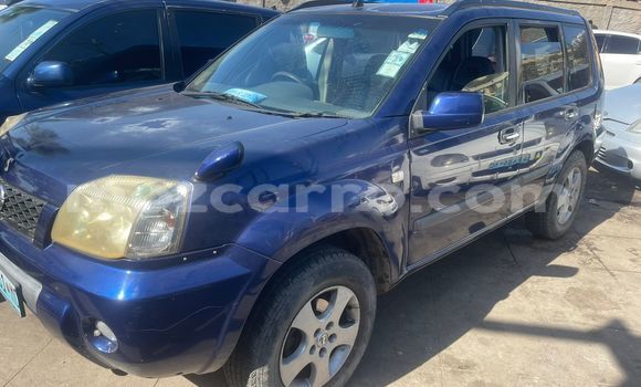 Nunua Ilio tumika Nissan X-Trail Bluu Gari ndani ya Maputo nchini Maputo