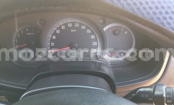 Nunua Ilio tumika Isuzu KB Nyeupe Gari ndani ya Maputo nchini Maputo Nunua Ilio tumika Isuzu KB Nyeupe Gari ndani ya Maputo nchini Maputo