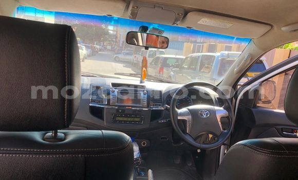 Comprar Novo Toyota Fortuner Branco Carro em Maputo em Maputo Comprar Novo Toyota Fortuner Branco Carro em Maputo em Maputo